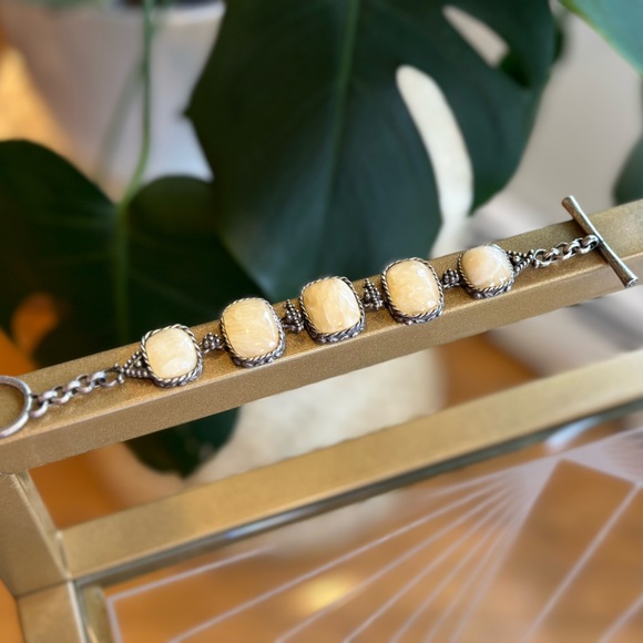 Lucky Brand Stone Design Bracelet - Picture 6 of 6